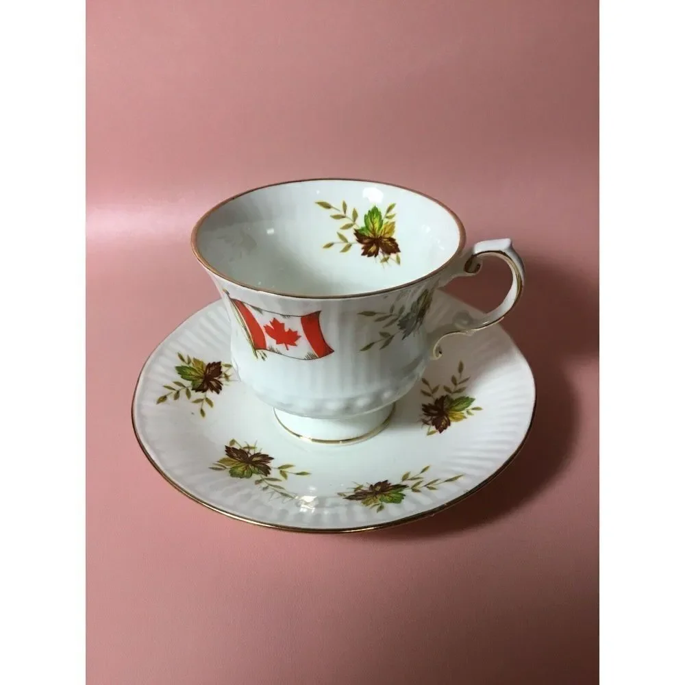 Elizabethan Tea Set Fine Bone‎ China Canada Symbols Tea Cup & Saucer